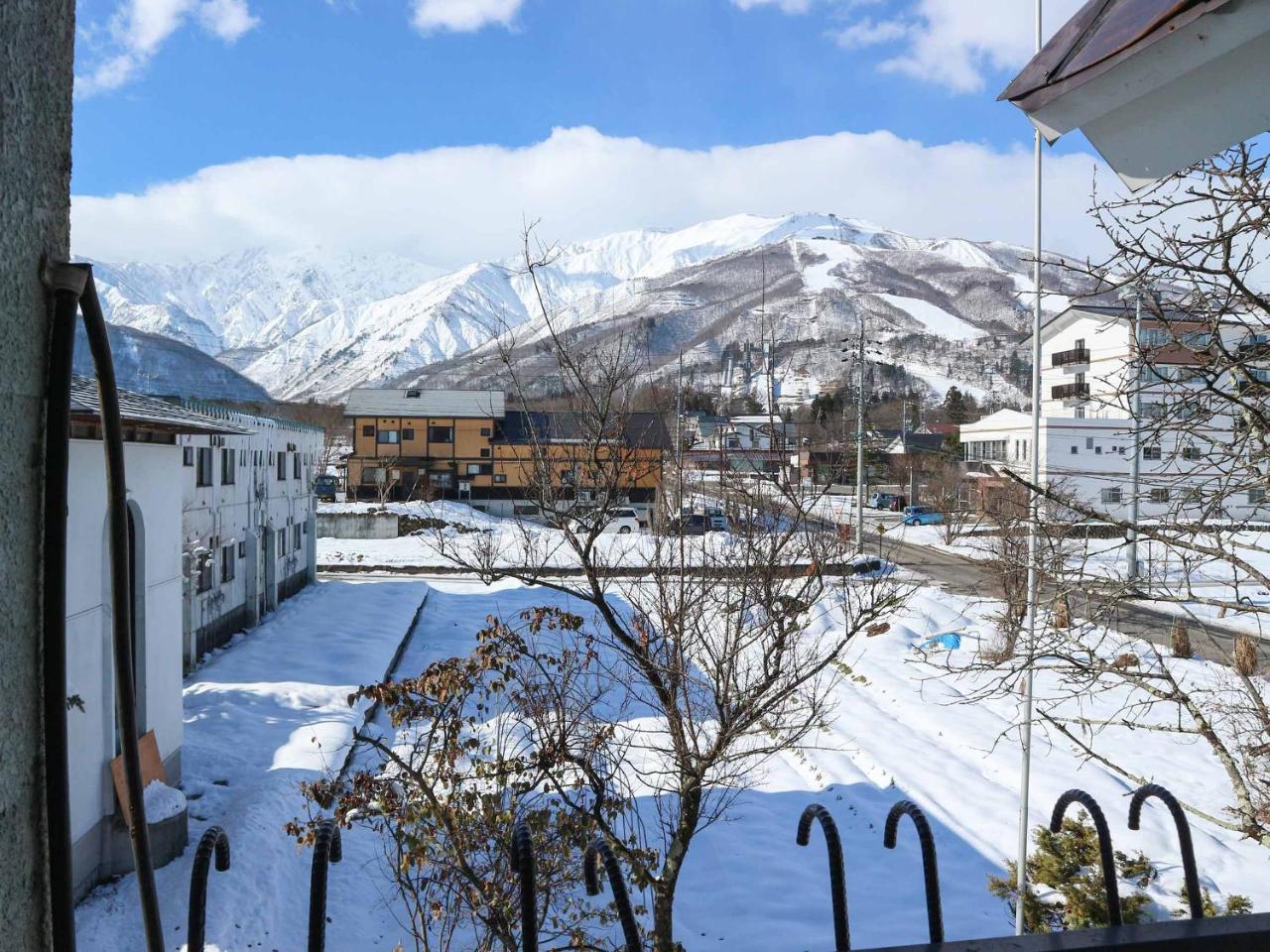 Petit Hotel P-Bow Хакуба Екстер'єр фото